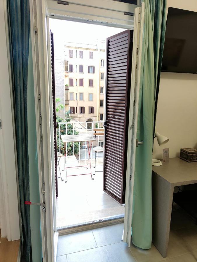 Erreggi Luxury Rooms Ρώμη Εξωτερικό φωτογραφία